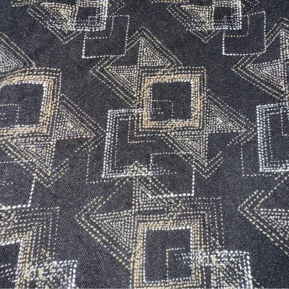 Claiborne Crazy Horse Men’s Casual Button Up Shirt XXL Black Geometric Pattern - Picture 4 of 7